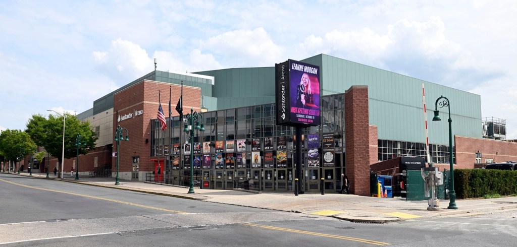 Authority members highlight performance at Reading venues