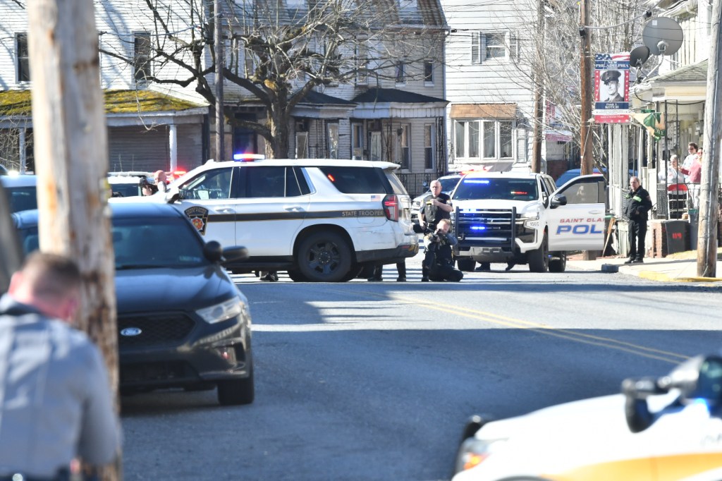 Standoff disrupts life in New Philadelphia – Pottsville Republican Herald