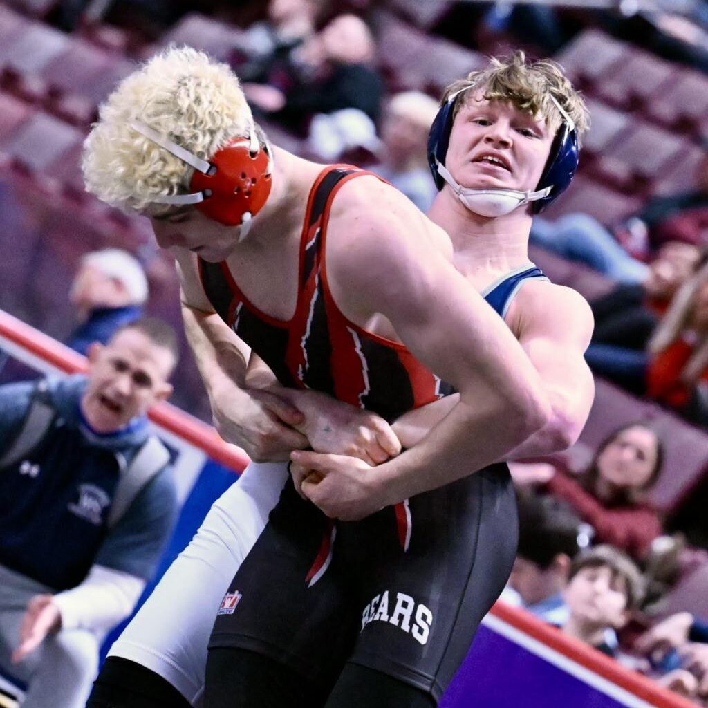 Schechterly, Benyos advance to quarters – Scranton Times-Tribune