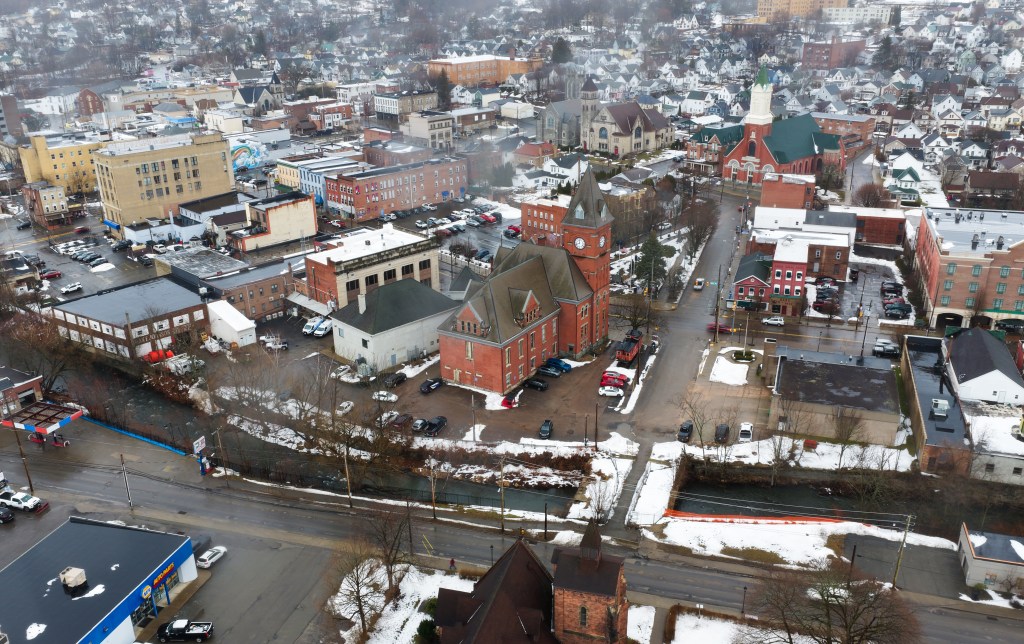 Carbondale creates economic development director role for revitalization