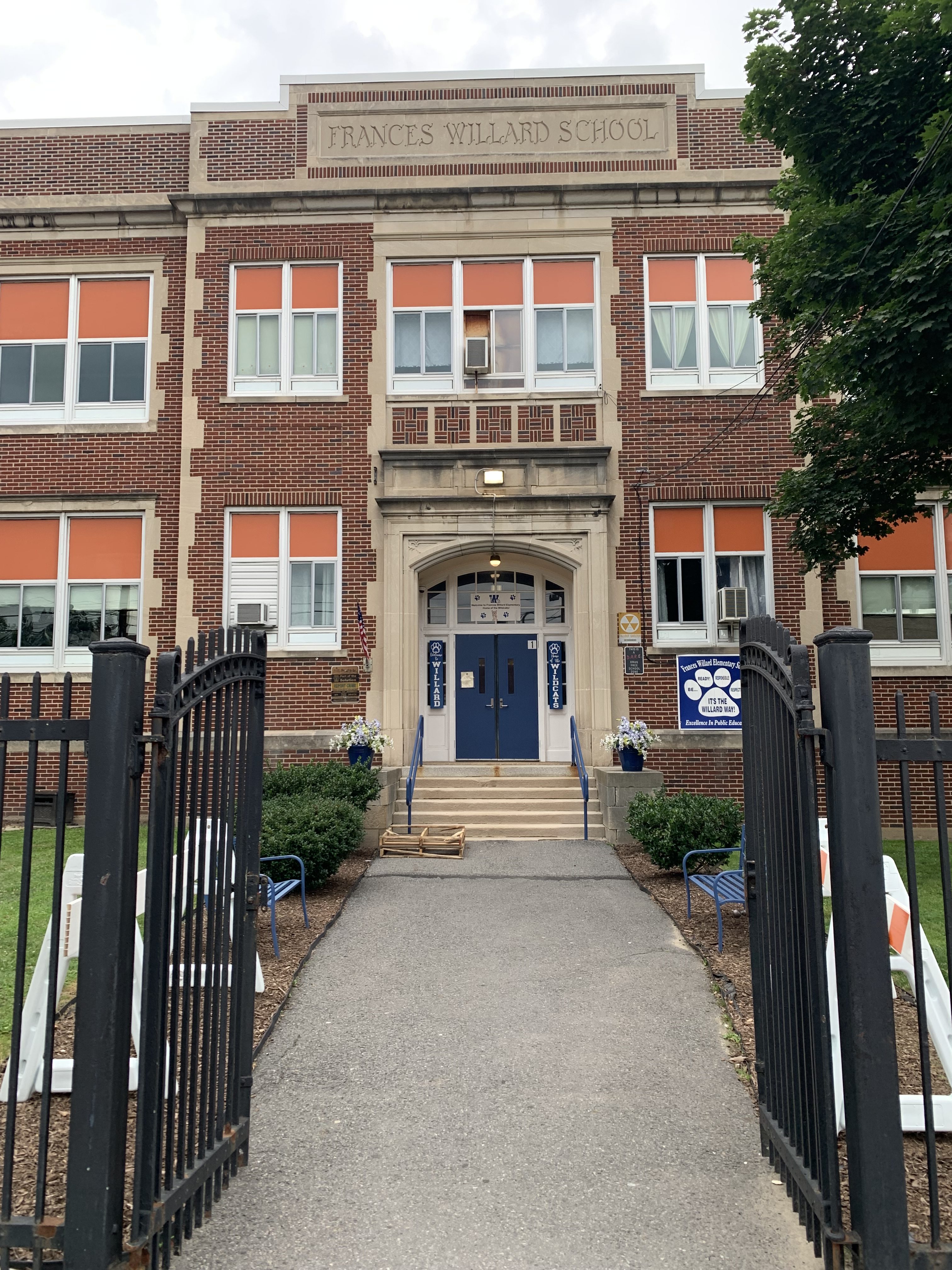 The front of the Frances Willard Elementary School, 1100 Eynon...