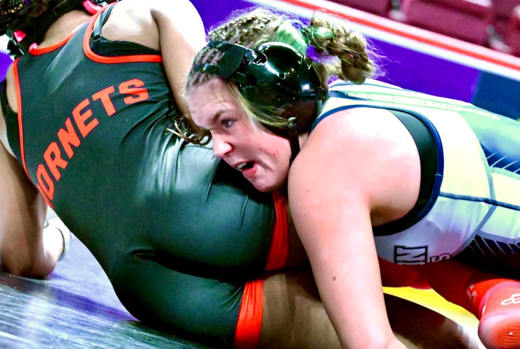 Manning, Prior advance to semis – Scranton Times-Tribune