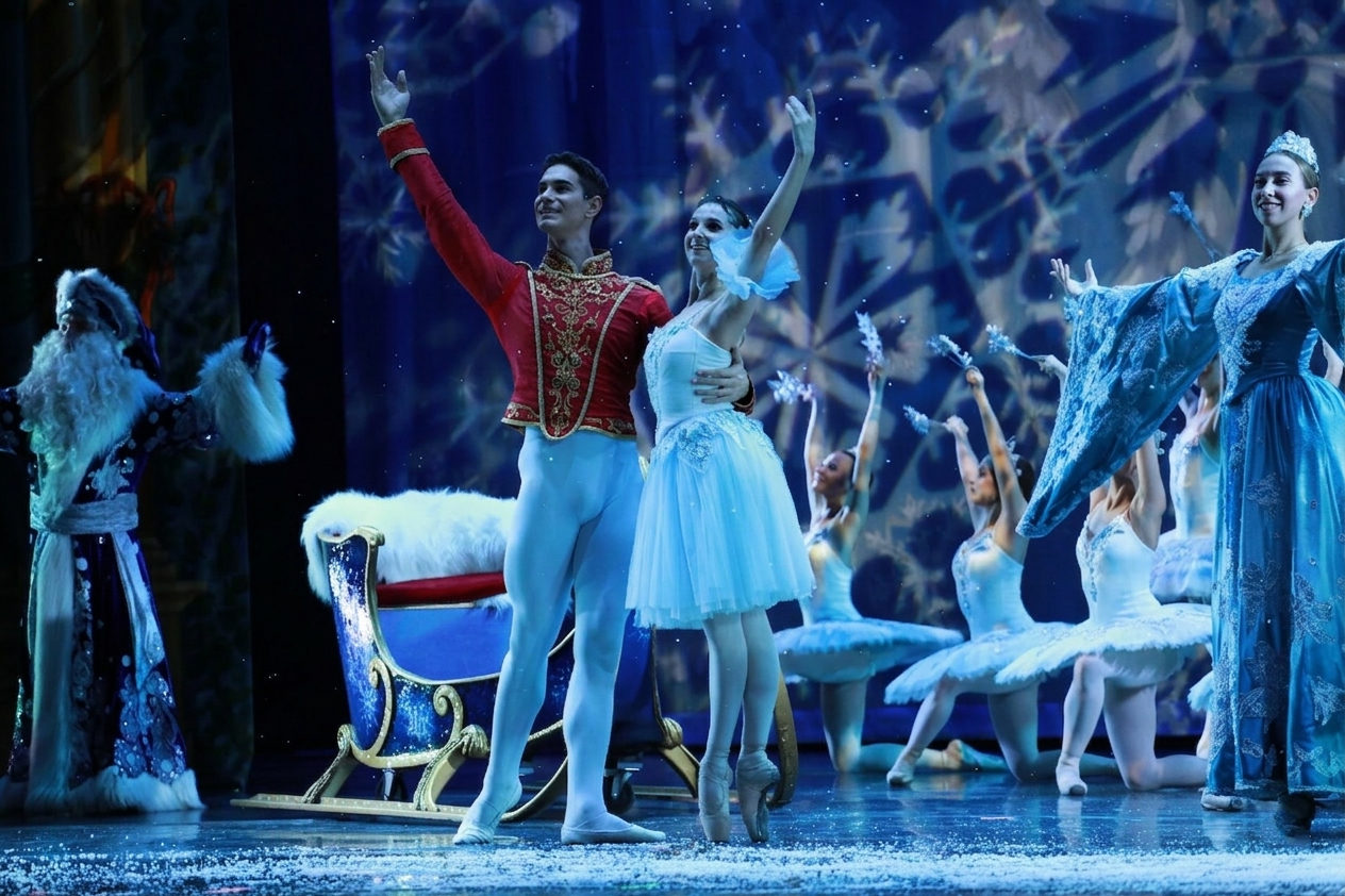 The holiday tradition returns to the stage when âNutcracker! Magical...
