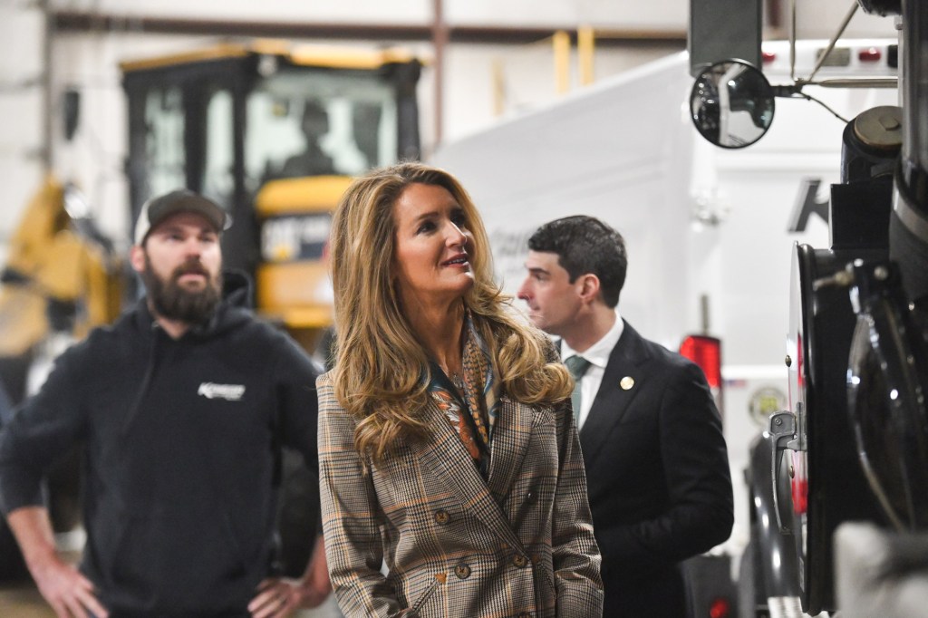 Bresnahan, Meuser tour Dickson City pipeline business with SBA administrator