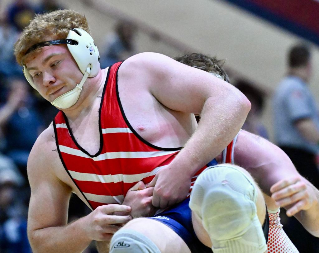 District 2 boys wrestlers at states – Scranton Times-Tribune