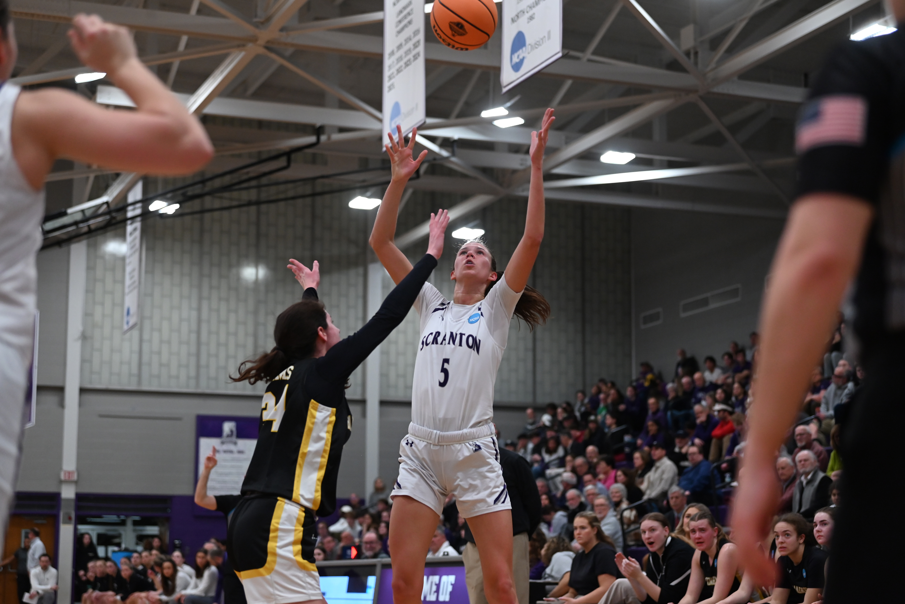 University of Scranton’s Katie Gorski catches the pass during NCAA...