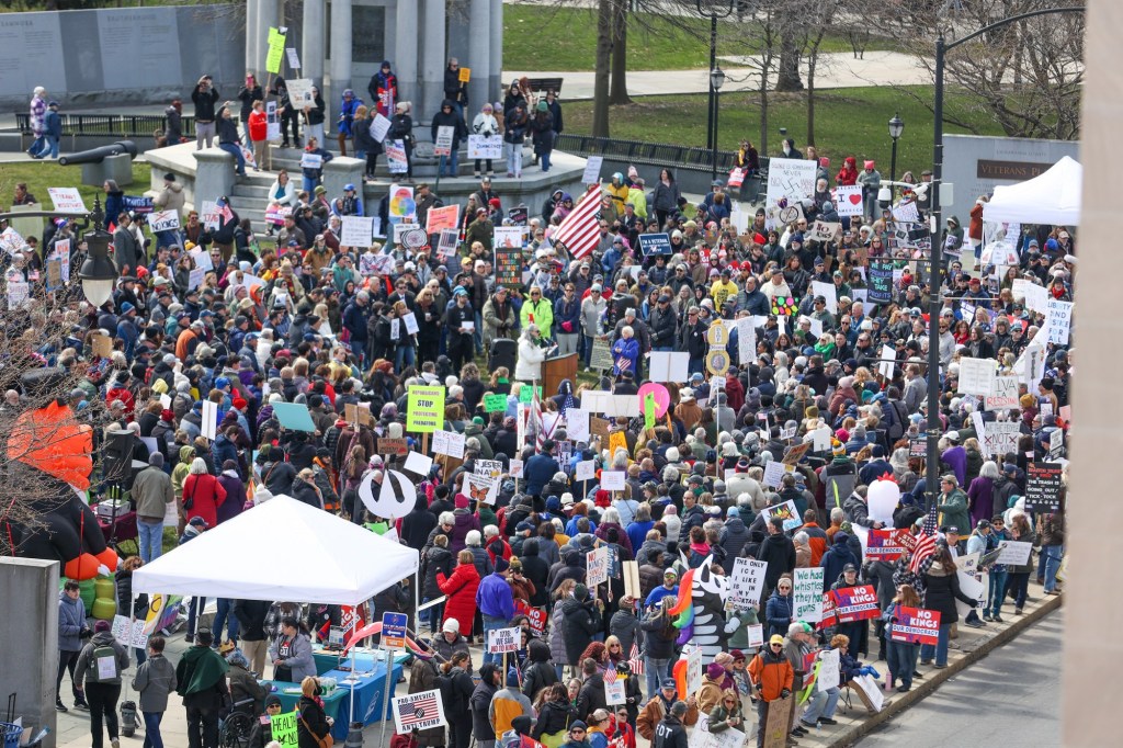 Demonstrators rally against Trump administration in Scranton – Scranton Times-Tribune