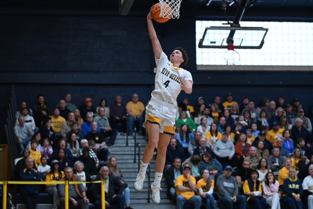 Old Forge shoots lights out, heads to second round – Scranton Times-Tribune