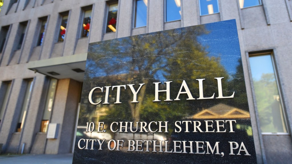 Read transcripts from court docs