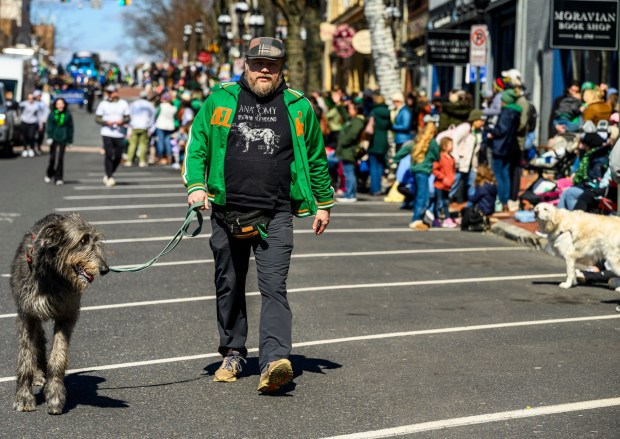 People of all ages enjoy the sights and sounds Saturday, March 14, 2026, during the 16th annual Parade of Shamrocks in downtown Bethlehem. The parade was presented by the Celtic Cultural Alliance and Historic Hotel Bethlehem. The St. Patrick's Day celebration featured pipe bands, school marching bands and community groups, starting on Broad Street and ending under the Hill-To-Hill Bridge.(April Gamiz/The Morning Call)