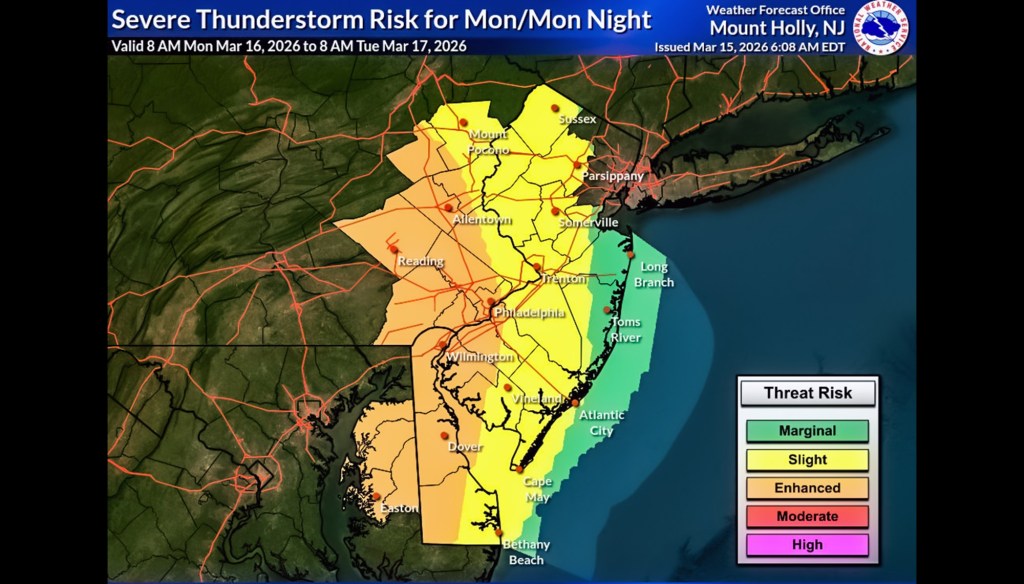 Heavy rain late Sunday, severe storms possible Monday