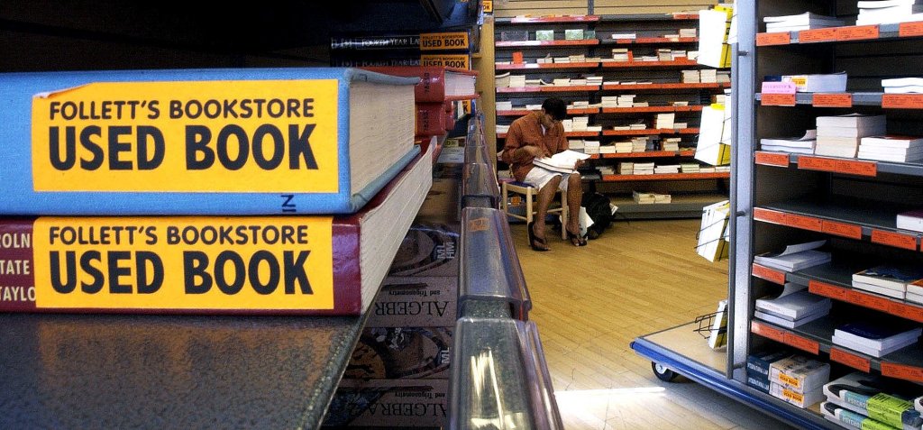 College students face big financial, social pressures