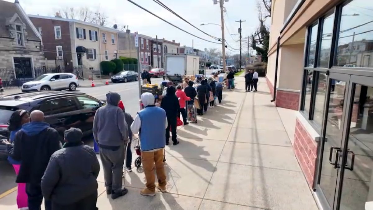 Philly lawmaker, church provide resources, food for TSA agents – NBC10 Philadelphia