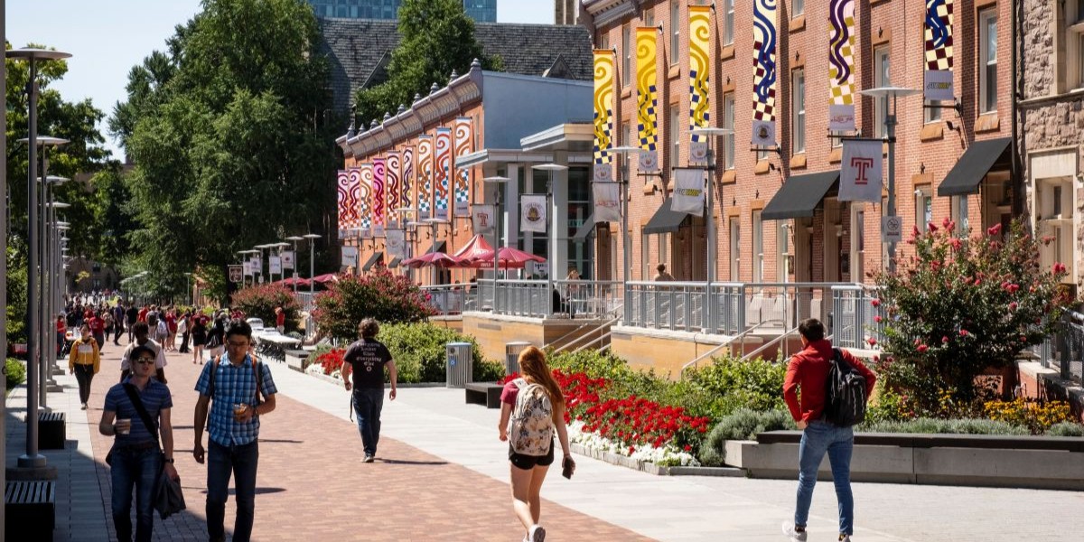 Are Campuses Ideological Battlegrounds?