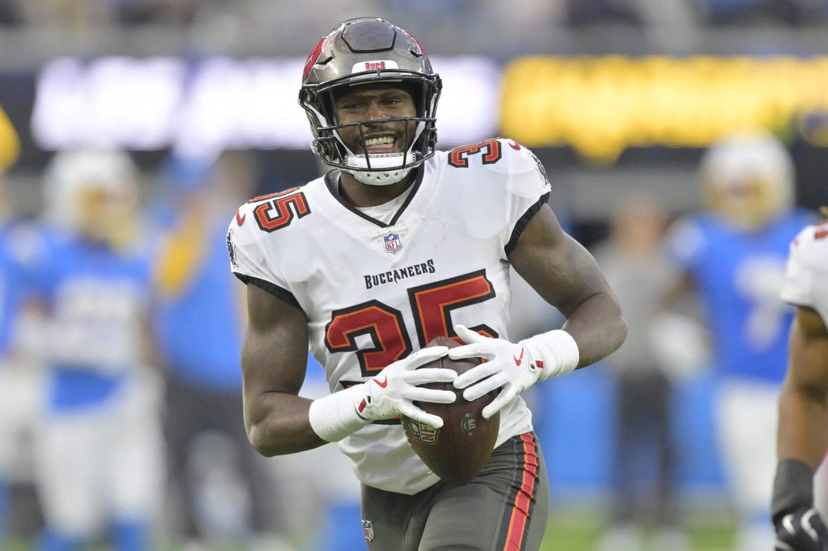 Steelers to sign former Bucs CB Jamel Dean to free-agent deal: Source