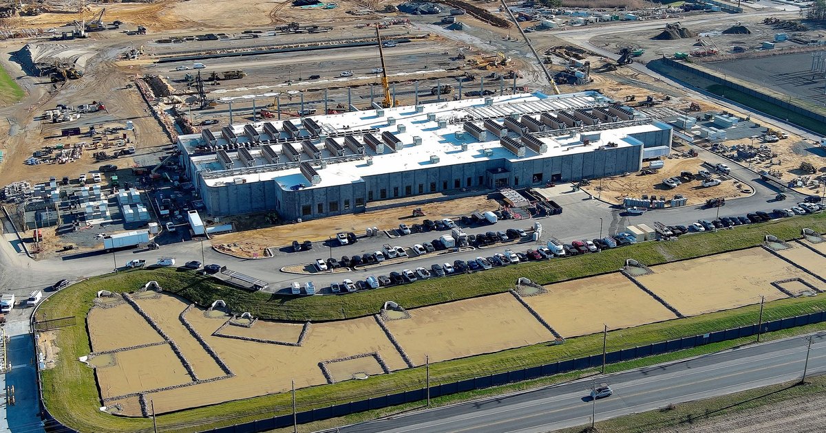 Pa. lawmakers advance bill to give state additional oversight of new data center water use