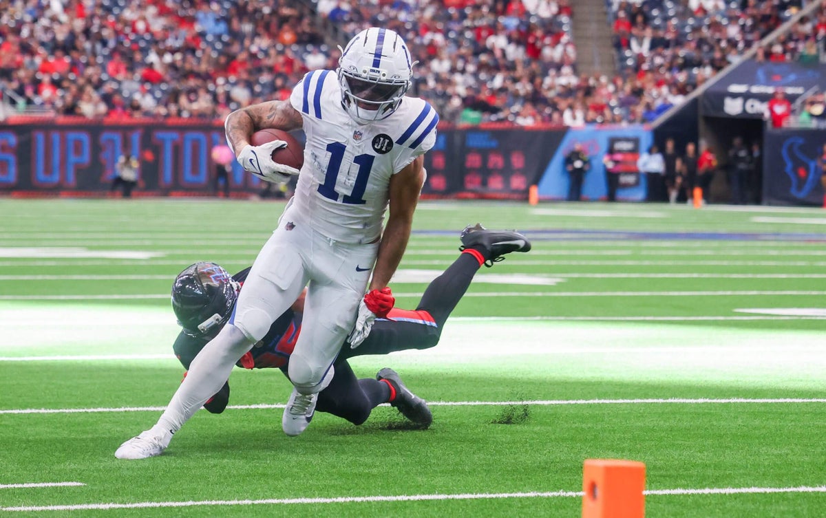 Steelers to acquire WR Michael Pittman Jr. in trade with Colts: Sources