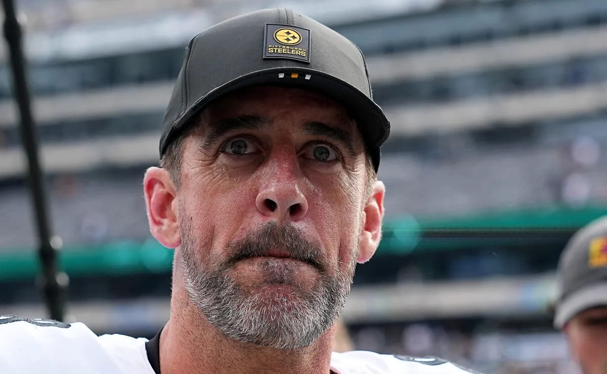 Steelers confirm trade compensation for Michael Pittman Jr as Pittsburgh and Mike McCarthy wait for Aaron Rodgers