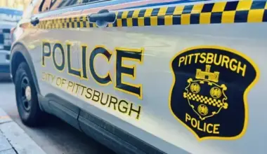 6 hurt in crash in Downtown Pittsburgh
