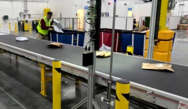 Amazon unveils same-day delivery station near Pittsburgh