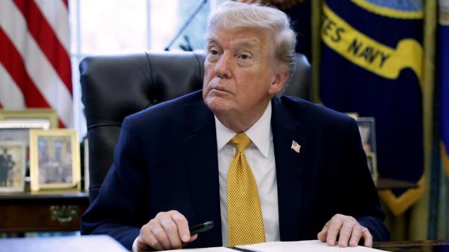 Pennsylvania Voter Regrets Backing Donald Trump After Iran War: ‘I’m an Idiot’