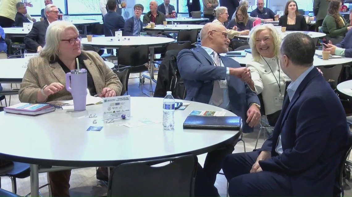 Lake Erie West Regional Council holds economic summit in Bowling Green