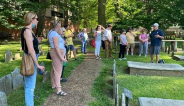Brew N’ History Tour will bring beer and Revolutionary stories to Christ Church Burial Ground