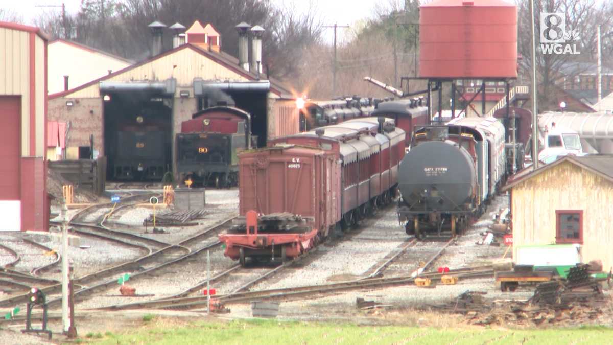 Bomb threat closes Strasburg Rail Road in Lancaster County, Pa. troopers say