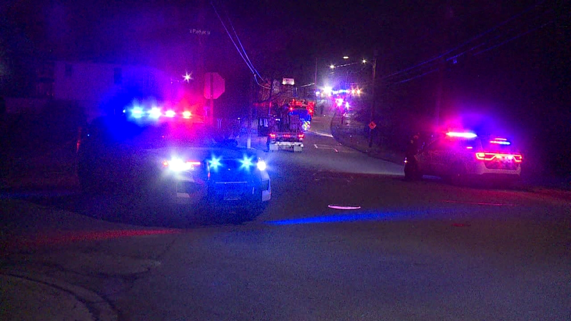 Multiple people injured after early morning crash in Lackawanna County