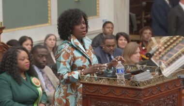 Philadelphia mayor proposes new taxes on deliveries, rideshare apps like Uber in new $6.97 billion budget