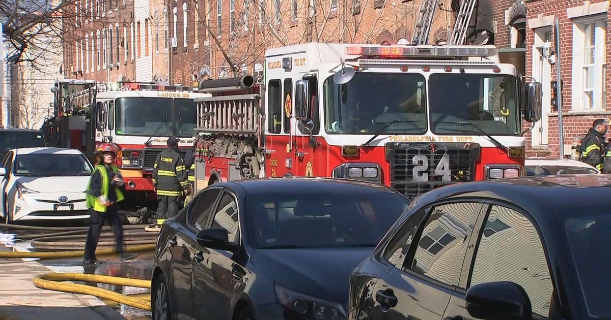 Man dead, 2 people hospitalized after house fire in Philadelphia's Point Breeze neighborhood