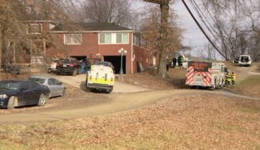 Flames break out inside Plum Borough home