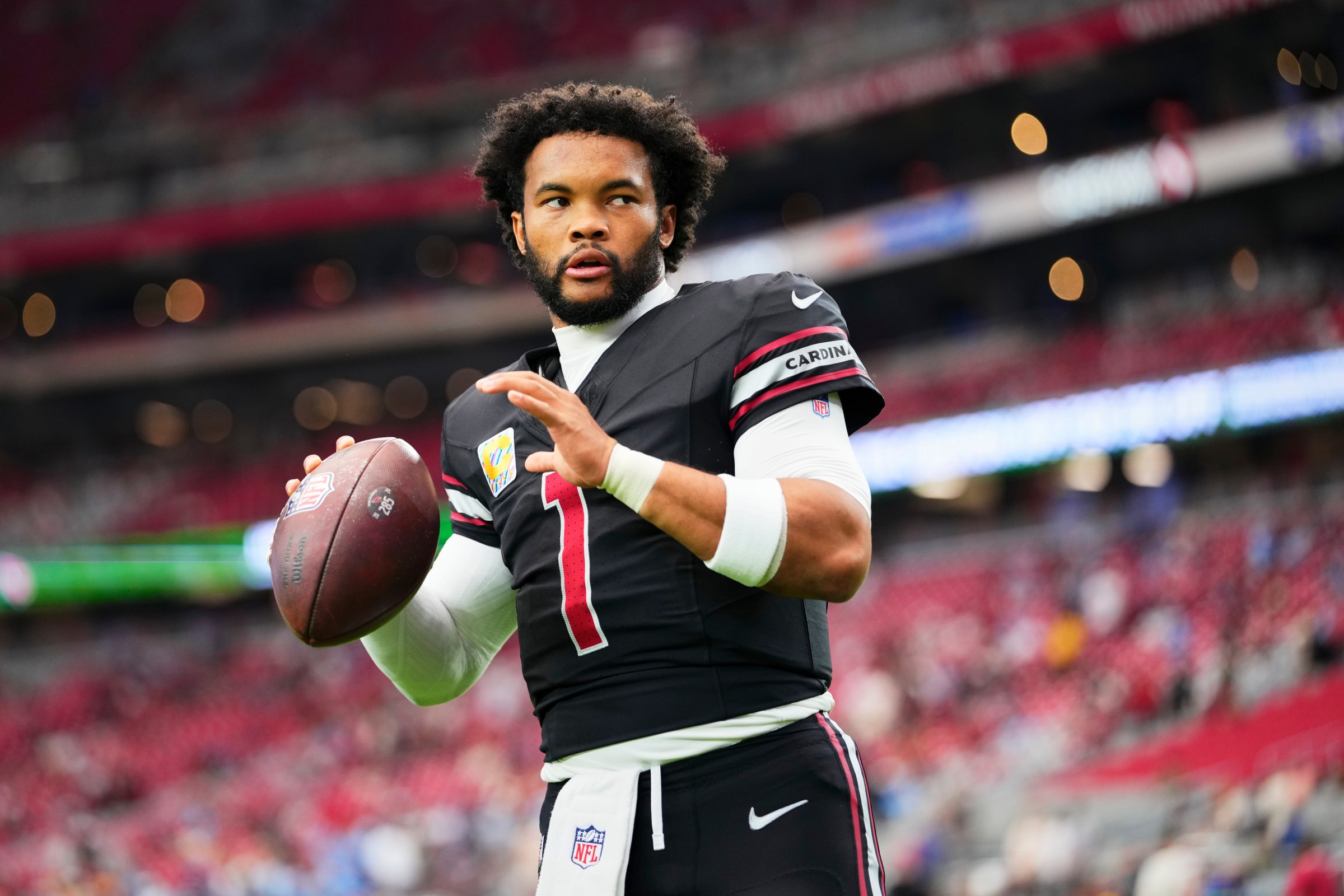 GLENDALE, AZ - OCTOBER 05: Kyler Murray #1 of the Arizona Cardinals warms up before kickoff against the Tennessee Titans during an NFL football game at State Farm Stadium on October 5, 2025 in Glendale, Arizona. (Photo by Cooper Neill/Getty Images)