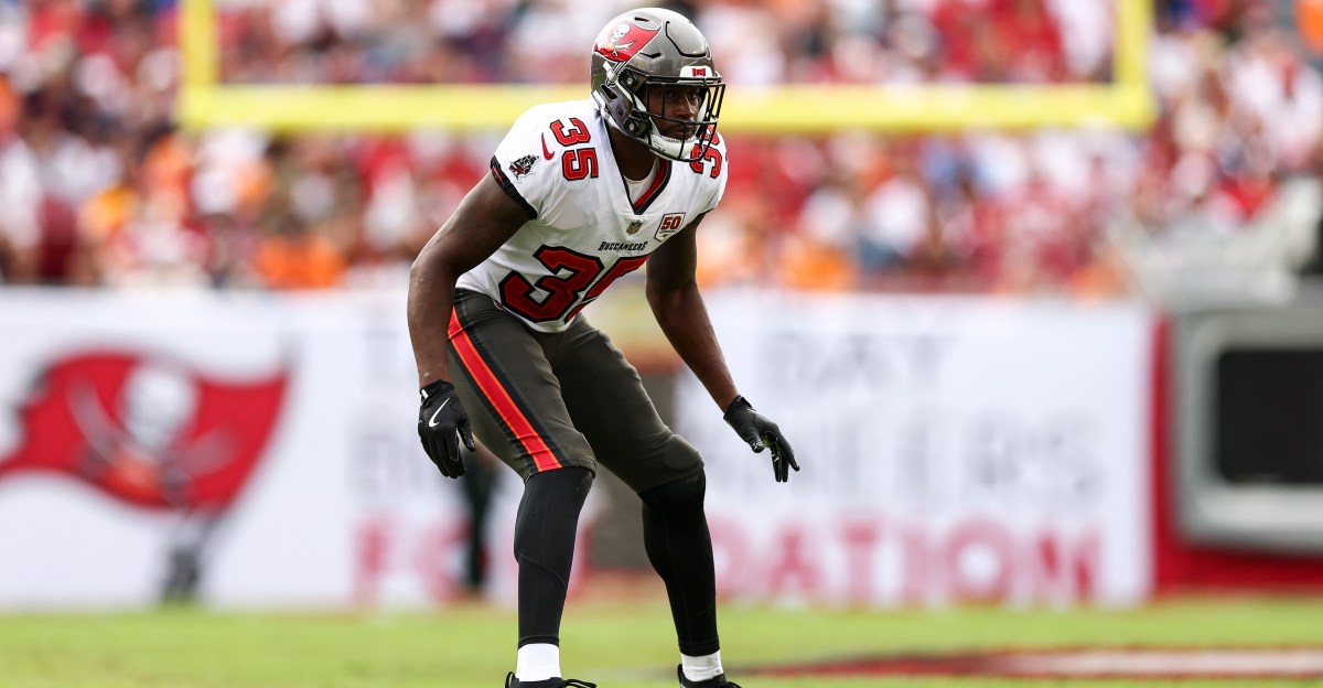 Steelers sign star NFC cornerback