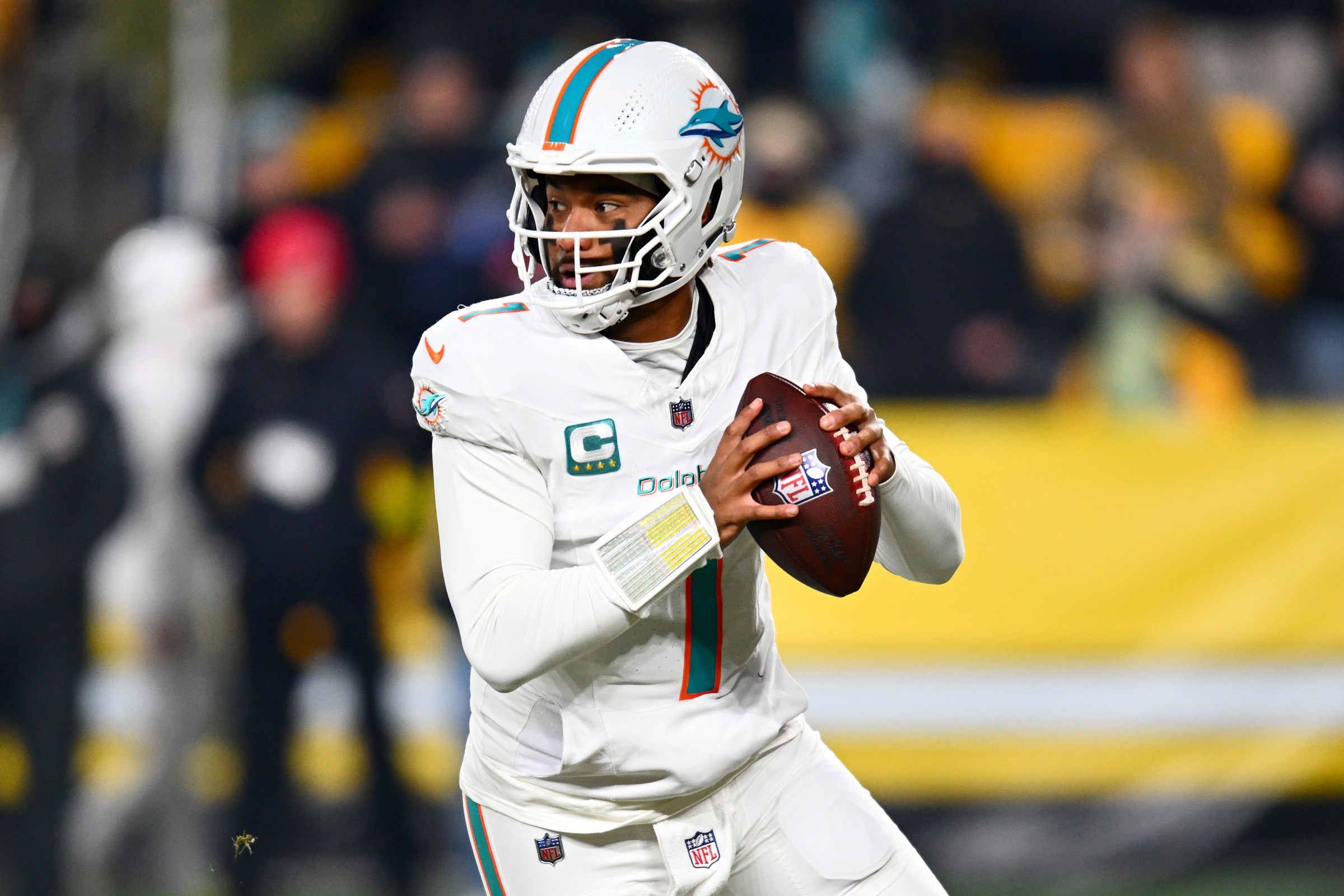 PITTSBURGH, PENNSYLVANIA - DECEMBER 15: Tua Tagovailoa #1 of the Miami Dolphins looks to pass during the first quarter of the game against the Pittsburgh Steelers at Acrisure Stadium on December 15, 2025 in Pittsburgh, Pennsylvania. (Photo by Joe Sargent/Getty Images)