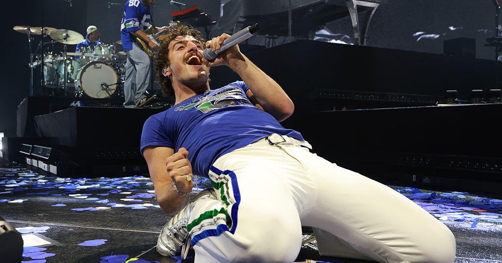 Benson Boone kicks off "Wanted Man Tour" in Pittsburgh this summer