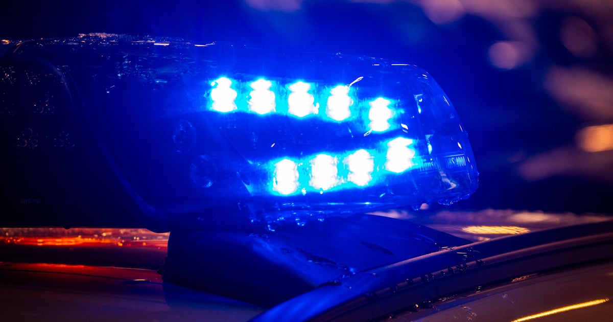 2 dead, several others injured in crash in Philadelphia's East Germantown neighborhood, police say