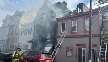 Crews respond to 3-alarm structure fire in Pittsburgh's Bloomfield neighborhood