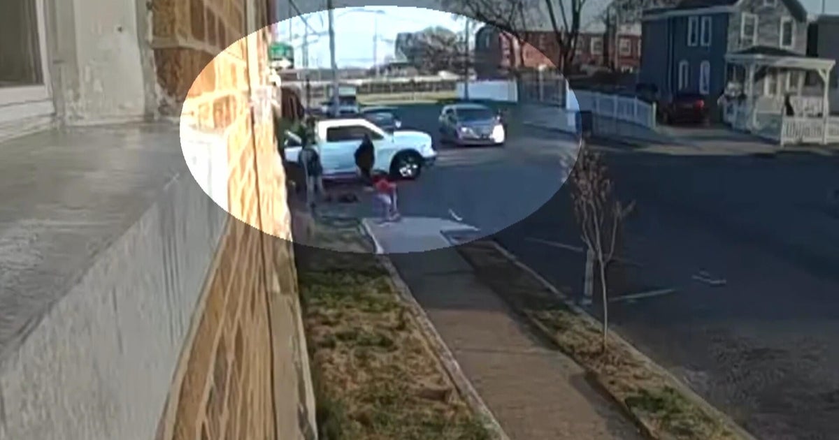 Philadelphia high school student breaks truck window to save woman appearing to have a seizure