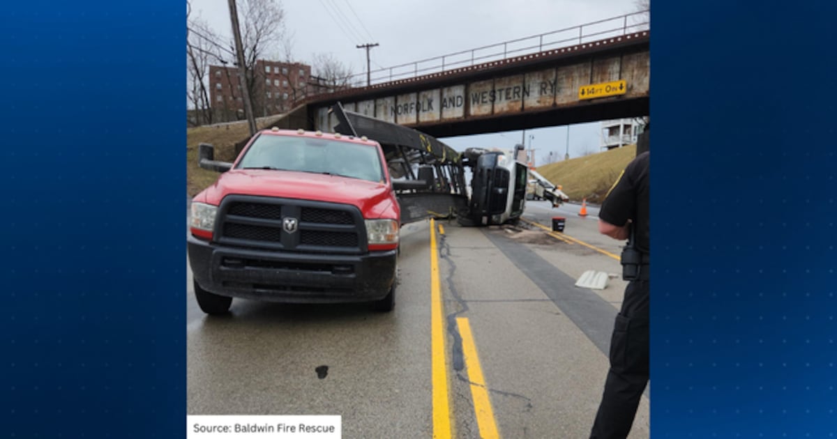 Firefighters respond to rollover crash in Baldwin, part of Route 51 restricted