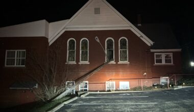 High winds batter local communities – WPXI