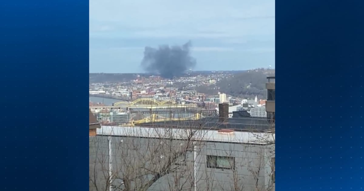 3-alarm structure fire burns in Pittsburgh – WPXI