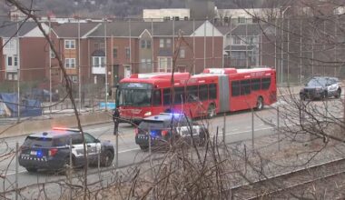 Person shot inside PRT bus along East Busway in Pittsburgh; police searching for 2 suspects – WPXI