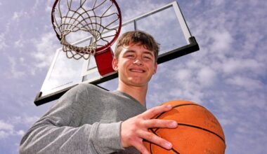 An eighth grader from Pittsburgh is all alone with a perfect women’s NCAA bracket – WPXI