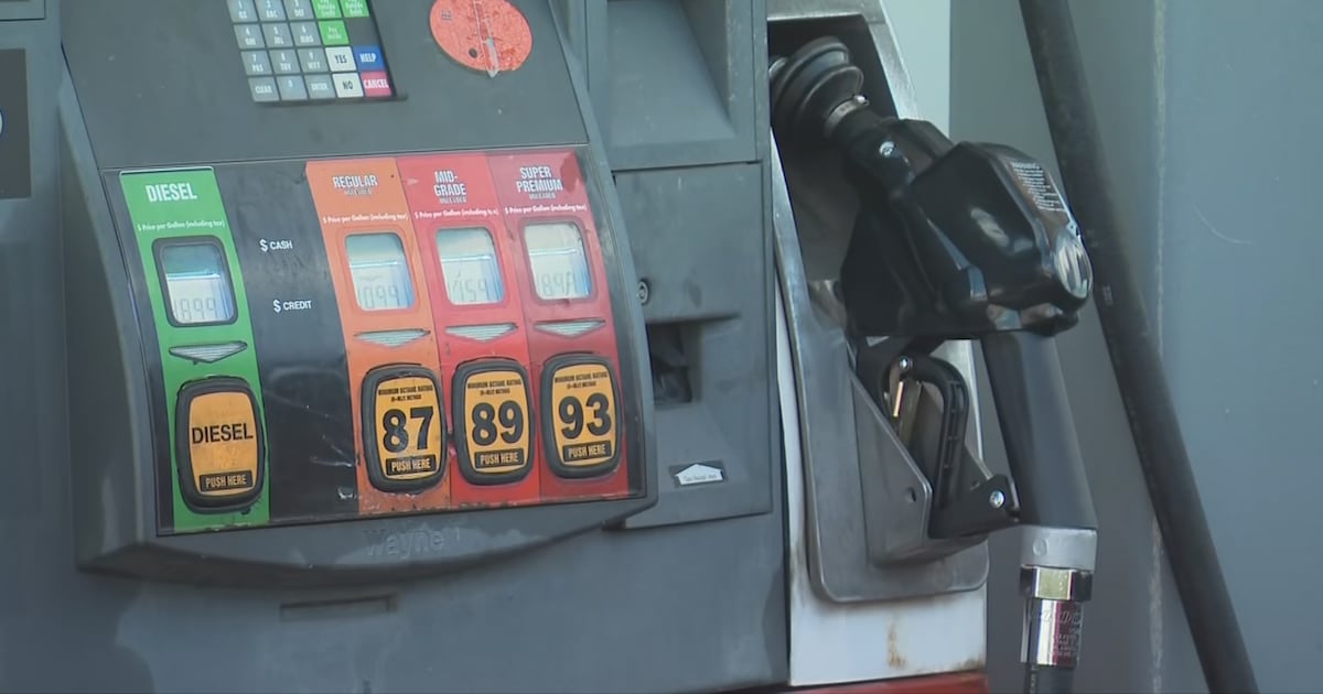 Pennsylvania lawmaker proposes suspending gas tax to relieve drivers amid rising fuel costs – WPXI
