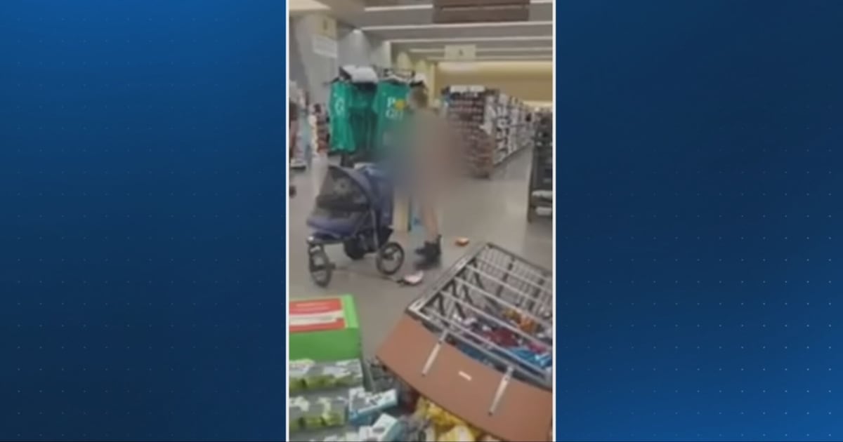 Woman arrested after getting naked, assaulting people inside Pittsburgh-area Giant Eagle, police say – WPXI