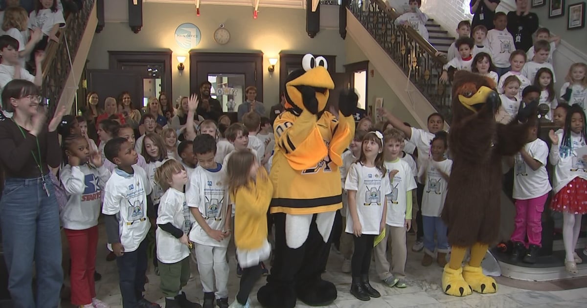 Pittsburgh Penguins team up with elementary school students to collect, recycle thousands of cans