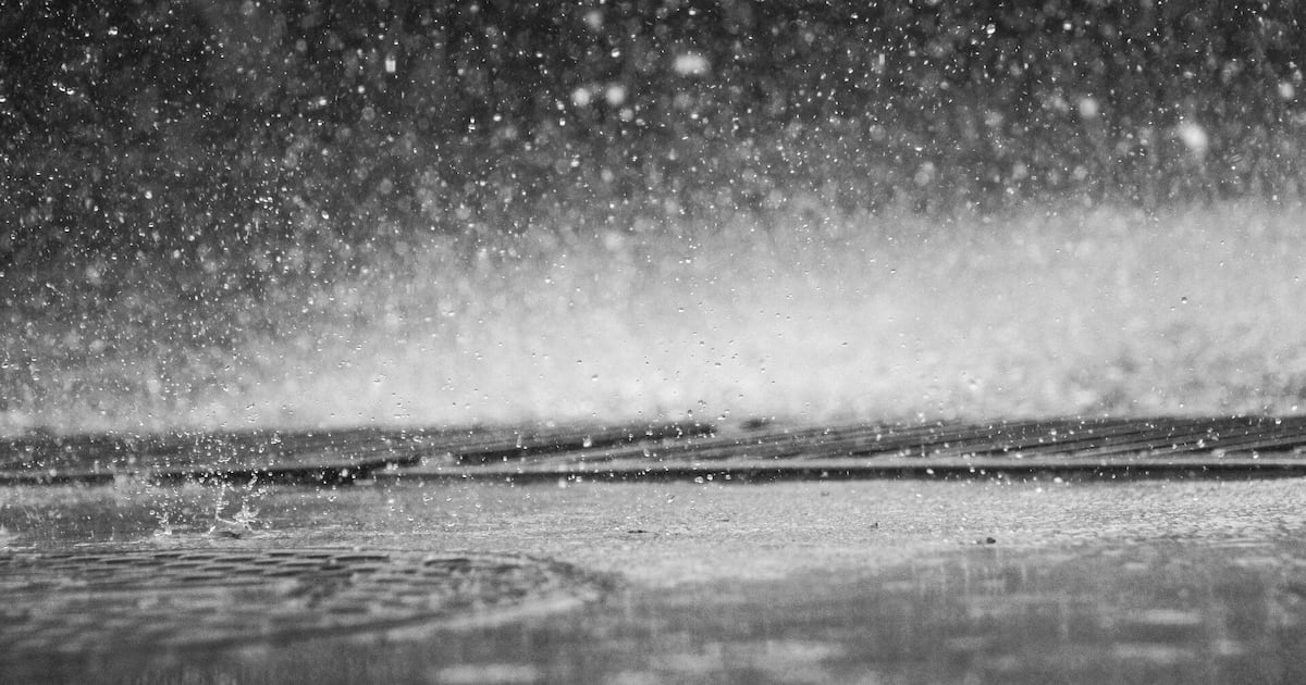 Wet weather overnight, foggy start to Wednesday