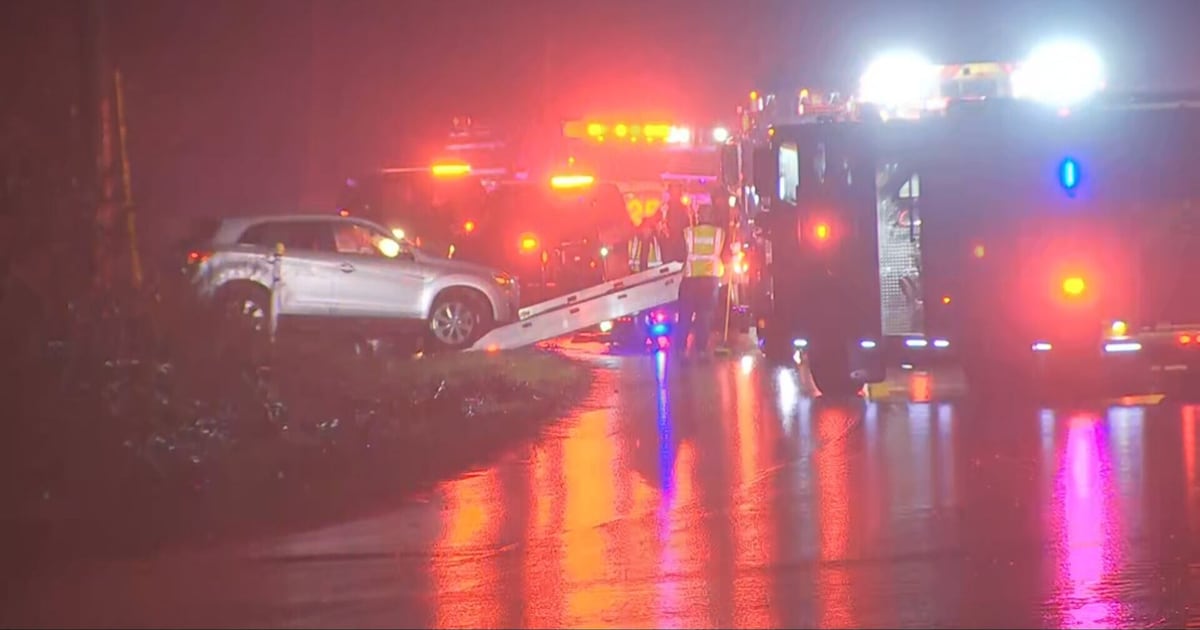 Person injured in crash in Ross Township