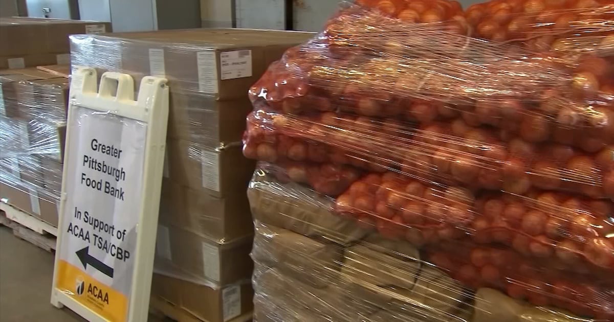 Food pantry set up for Pittsburgh area TSA workers as partial government shutdown continues